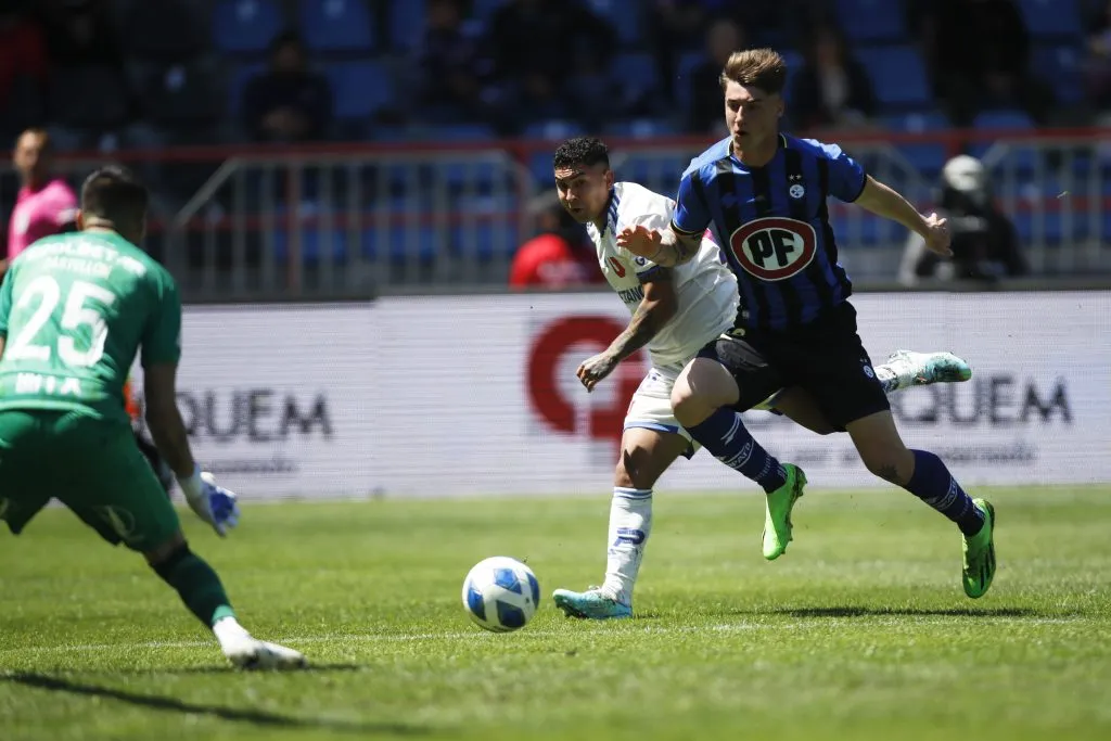 Jeisson Vargas podría ir a Huachipato como parte de la transferencia de Gabriel Castellón a la U. de Chile. (Javier Vergara/Photosport).