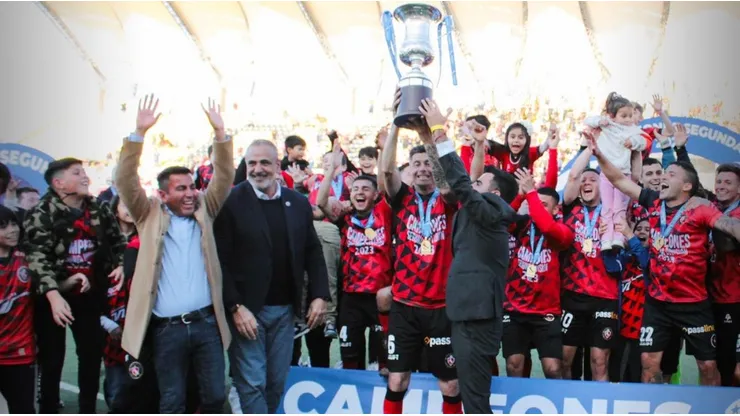 Deportes Limache jugará la próxima temporada en Primera B.