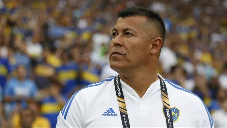 Jorge Almirón es candidato a la banca de Colo Colo.