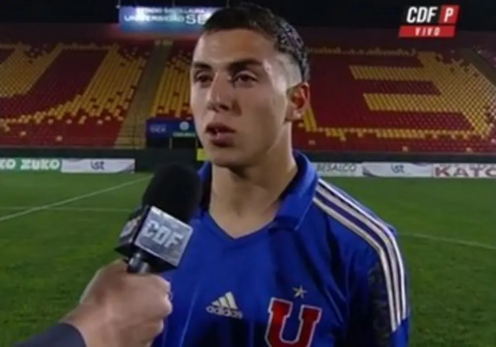 Nazareno Solís alcanzó a jugar un partido con el primer equipo de la U.