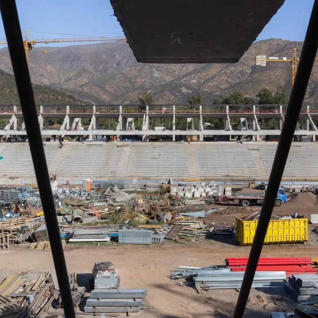 El nuevo San Carlos de Apoquindo tiene más del 50% de avance en la construcción. | Foto: Cruzados