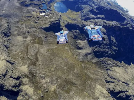 ¡Increíble salto de chileno desde un monte en Kenia!