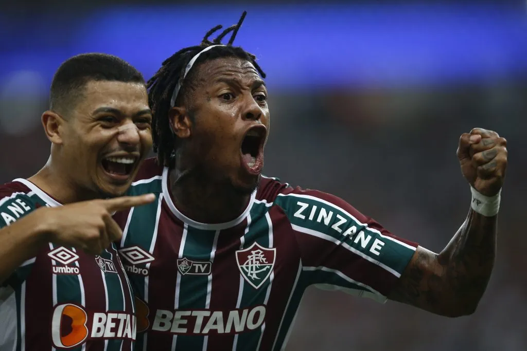 Abel Hernández celebra uno de los goles que marcó para el Fluminense. (Wagner Meier/Getty Images)