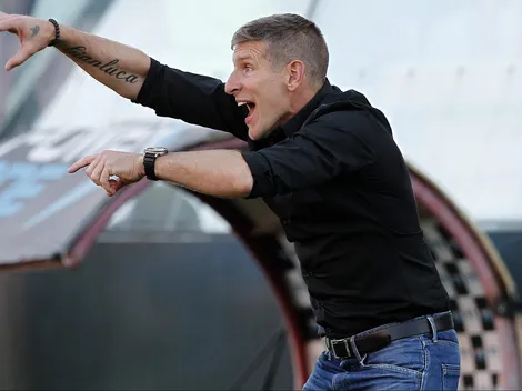 Agente de Palermo le marca el camino a Colo Colo