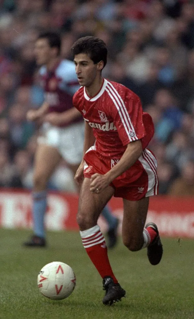 El Liverpool y su clásica camiseta de 1991