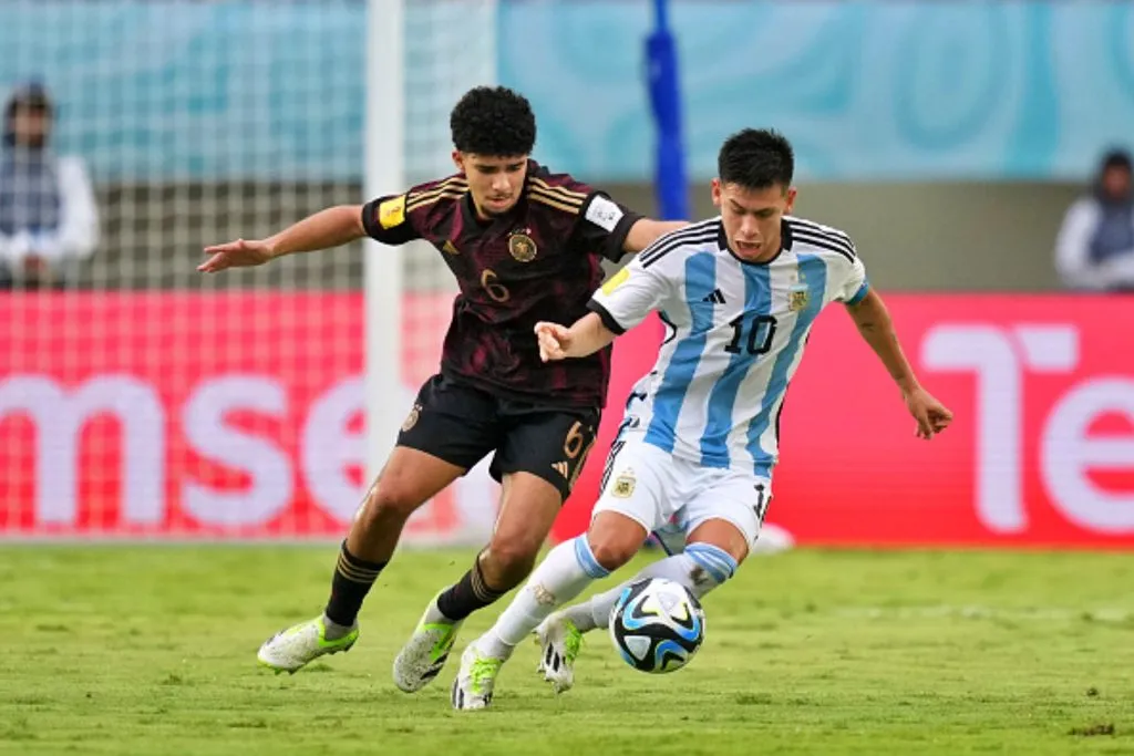 Claudio Echeverri viene de ser una de las principales figuras del último Mundial Sub 17. | Foto: Getty Images.