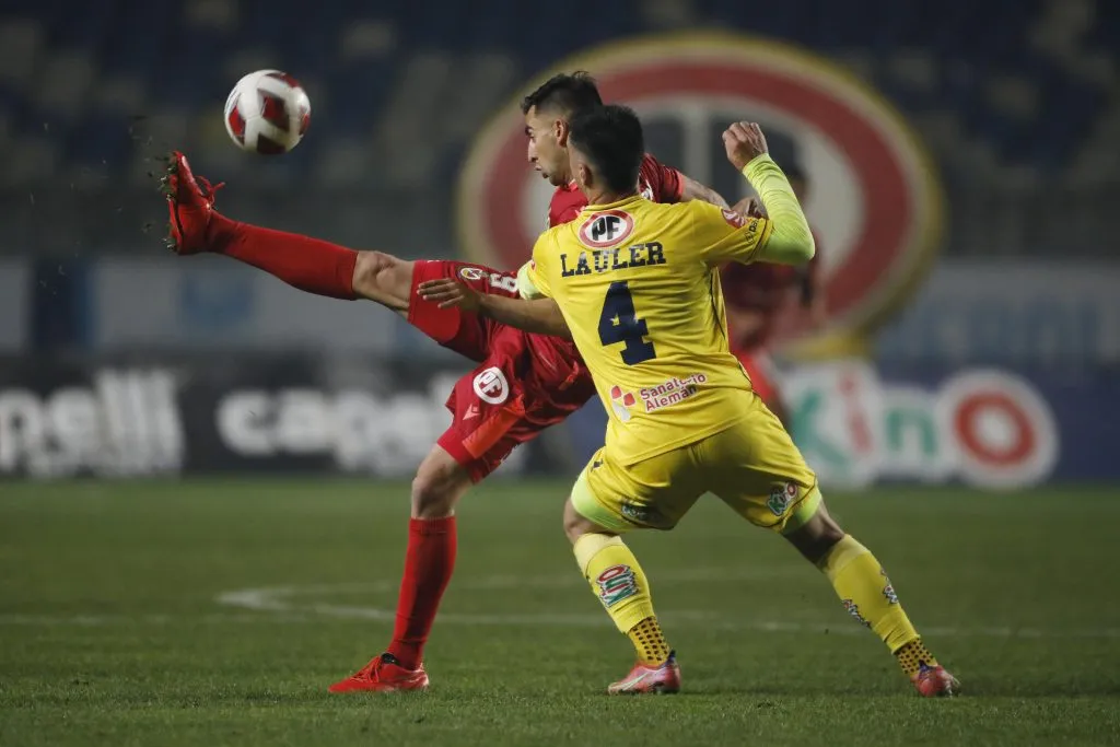 El Lobo Sotelo podría seguir su carrera en Universidad de Concepción tras no renovar su contrato en La Serena. (Marco Vásquez/Photosport).