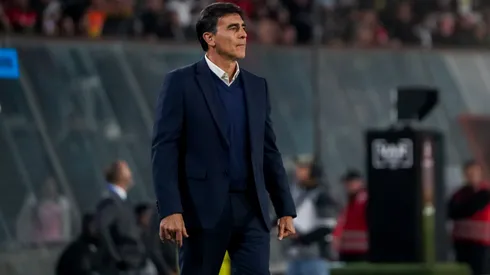 Gustavo Quinteros ya dejó a Colo Colo en el pasado y su presente será en Vélez Sarsfield.