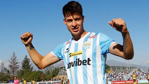 Alfred Canales jugó el 2023 por Magallanes y el 2024 lo hará en la UC.