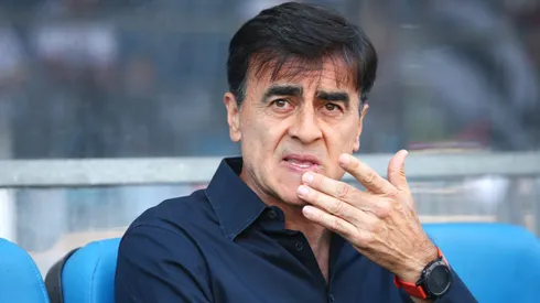 Gustavo Quinteros tiene ya la primera gran definición que tomar en Vélez Sarsfield.