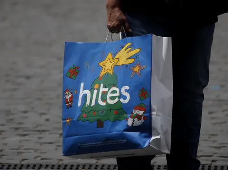 ¿A qué hora cierran los supermercados y mall hoy?