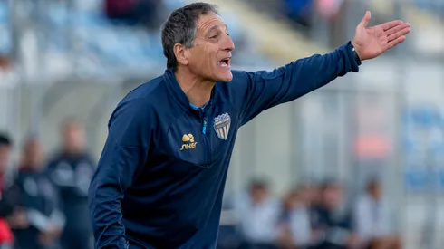 Mario Salas tendrá una nueva oportunidad en Primera División.