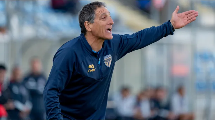 Mario Salas tendrá una nueva oportunidad en Primera División.