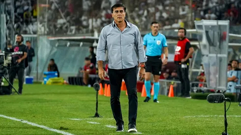 Gustavo Quinteros se reunirá con dos dirigidos en Colo Colo en Argentina.