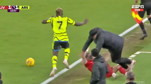 El alemán se fue fuerte al piso por esta acción.