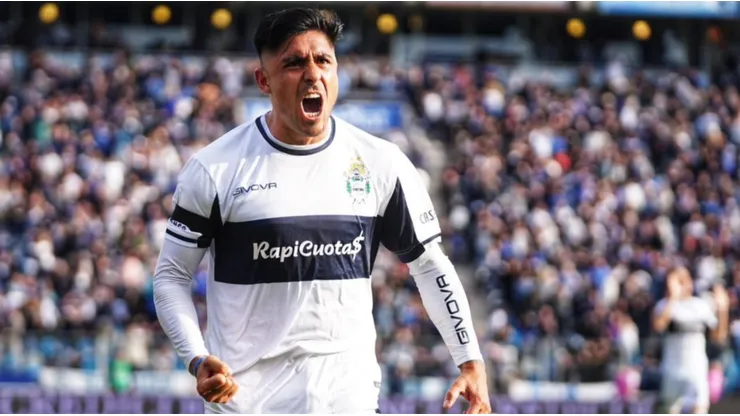 Cristian Tarragona está en la órbita de Colo Colo