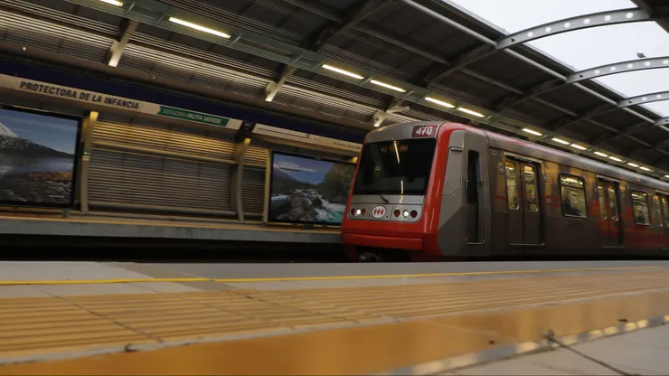Metro de Santiago.