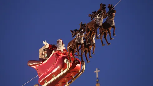 Viejo pascuero en su trineo