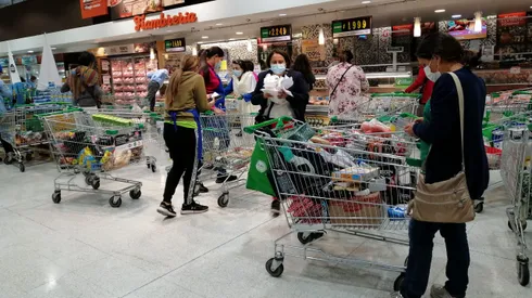 Revisa el horario de los supermercados para el 31 de diciembre.