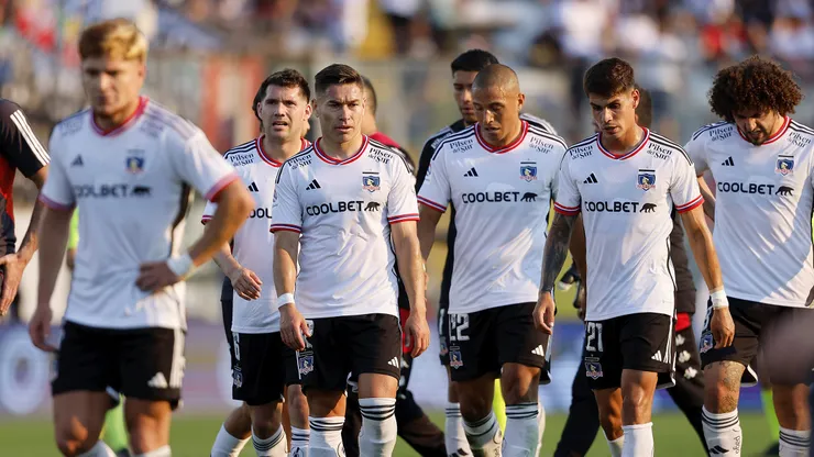 Colo Colo busca al reemplazo de Gustavo Quinteros.