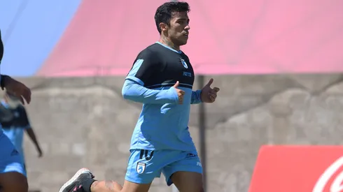 Edson Puch volvió al fútbol para ascender a Iquique y cumplió con su palabra.