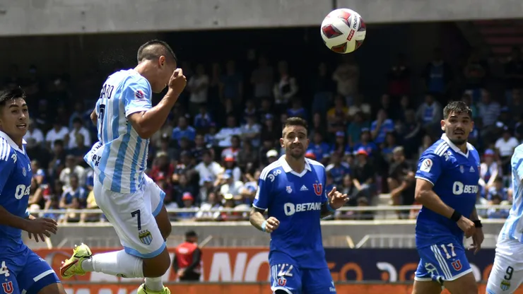 Julián Alfaro le anotó un gol a la Universidad de Chile en el Campeonato Nacional 2023. ¿Jugará de azul en la temporada venidera?
