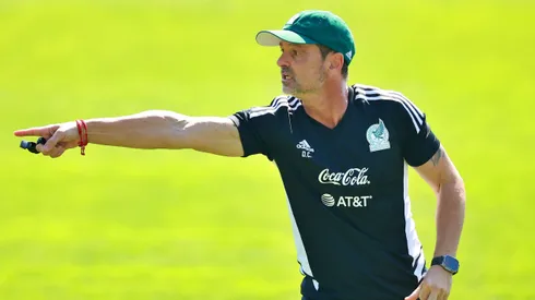 La última experiencia de Cocca fue dirigiendo a la selección mexicana.