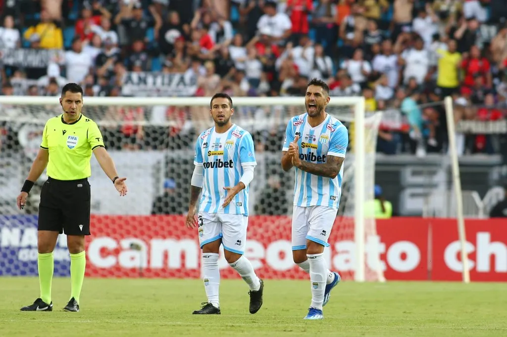 Joaquín Larrivey le marcó a Colo Colo en la final de Copa Chile. Foto: Alex Diaz/Photosport