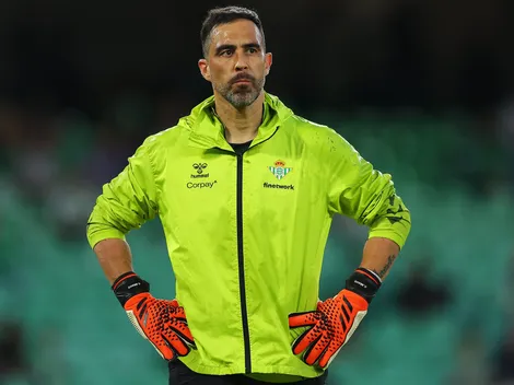 En España se alarman por los dichos de Claudio Bravo