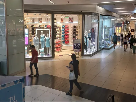 ¿Me pueden pedir la boleta al salir? Sernac denunció a 13 tiendas