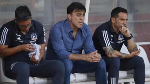 Gustavo Quinteros no seguirá siendo DT de Colo Colo, aunque el presupuesto continuará con un valor similar.