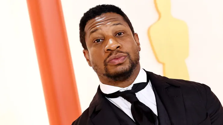 ¿Qué pena arriesga Jonathan Majors tras ser declarado culpable?