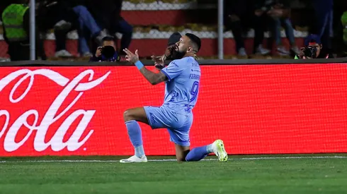 Ronnie Fernández vuelve a gritar campeón en Bolivia.