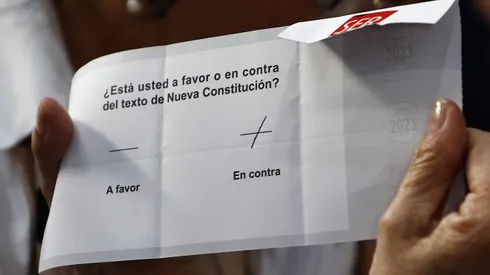 Servel dio resultados irremontables y el En Contra es el ganador.