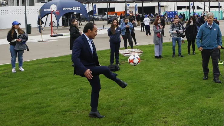 Jaime Pizarro, actual ministro de Deportes y leyenda del fútbol chileno, se mostró feliz por la realización del Mundial masculino Sub 20 de 2025 en Chile.