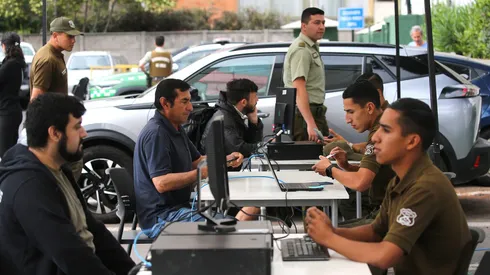 Santiago, 17 de diciembre de 2023 | Ciudadanos presentan sus excusas para no votar en el Plebiscito.