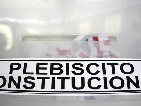 ¿Se van a la mayoría? Esto pasa con el voto nulo y blanco en Chile