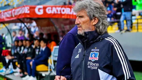 Morón ahora debe dar con un nuevo DT para Colo Colo.