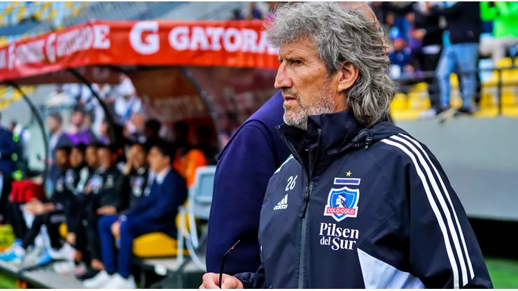 Morón ahora debe dar con un nuevo DT para Colo Colo.
