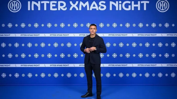 Alexis dijo presente en la fiesta navideña del Inter de Milán.