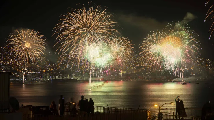 ¿Habrá fuegos artificiales en Viña del Mar y Valparaíso este Año Nuevo?