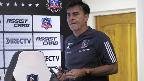 El entrenador de los albos asegura que no tiene mucho tiempo para sentarse a negociar.