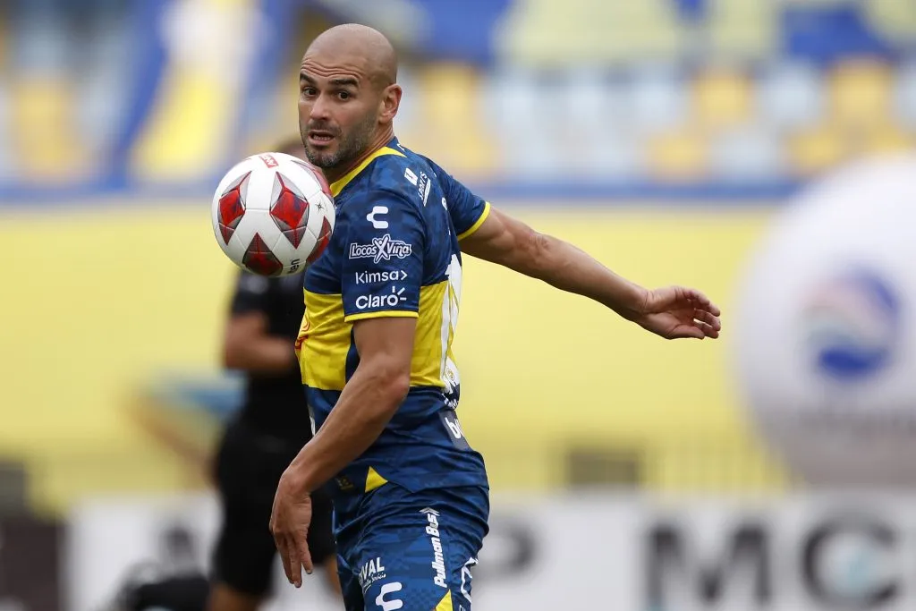 Sebastián Sáez no seguirá en Everton: ya suena en Huachipato | Photosport