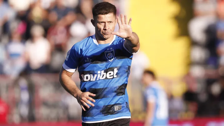 Cris Martínez tiene plena confianza en Gustavo Álvarez.