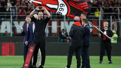 Zlatan vuelve al AC Milan para 2024 a seis meses de su retiro