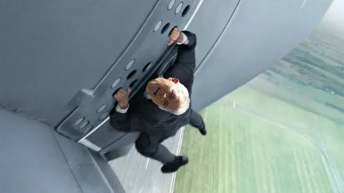 Ivo Basay como Tom Cruise en "Misión Imposible".