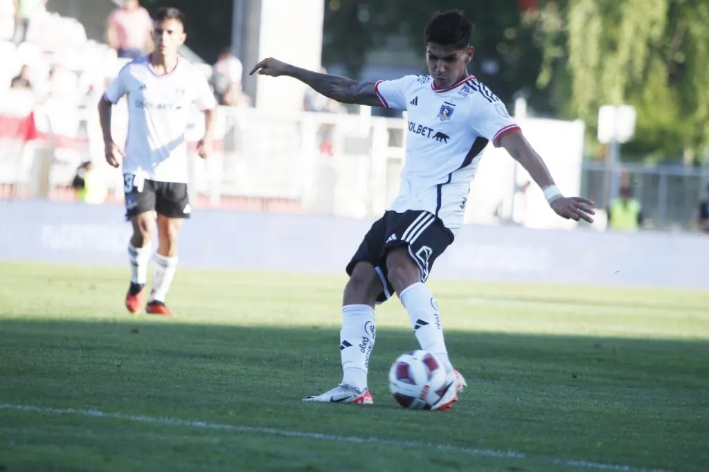 Erick Wiemberg puso el único gol del partido para los albos ante Curicó. | Foto: Photosport