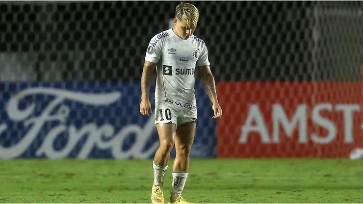 Yeferson Soteldo se despidió del Santos.
