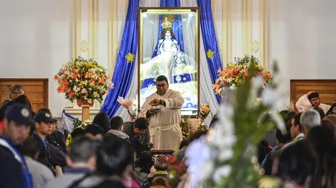 Lo Vásquez, 8 de diciembre de 2023. Miles de peregrinos llegan al santuario de Lo Vásquez durante la festividad religiosa de la Inmaculada concepción.