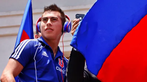 Azul Azul está atenta a un posible regreso de Edu Vargas.